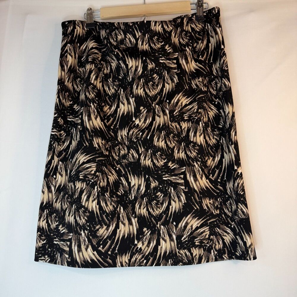 Size 12 Alfani Abstract Print Pencil Skirt Exposed Back Zip Black Beige Cream